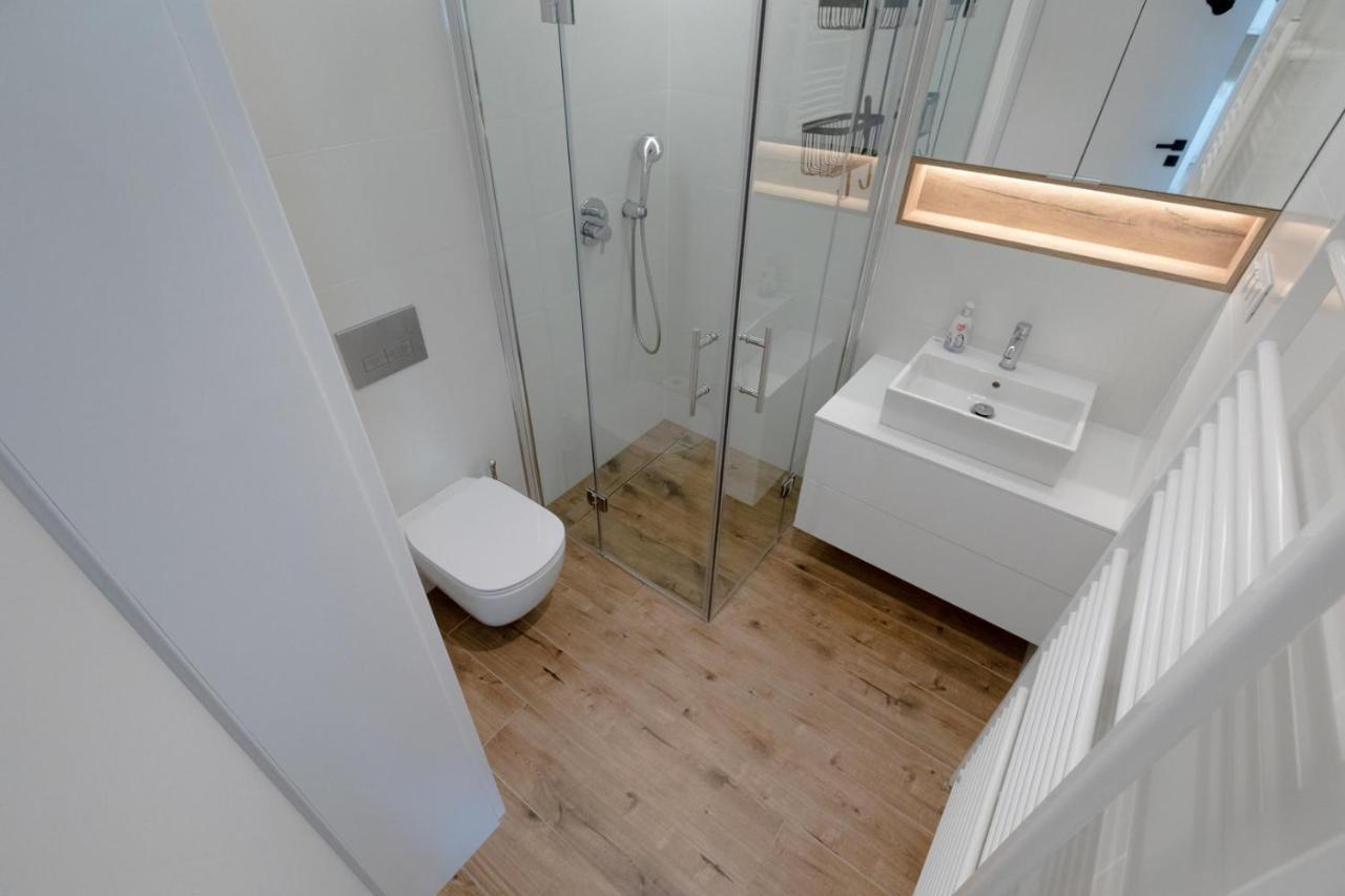 Apartament Pinea De Lux By Major Domus Поберово Екстериор снимка