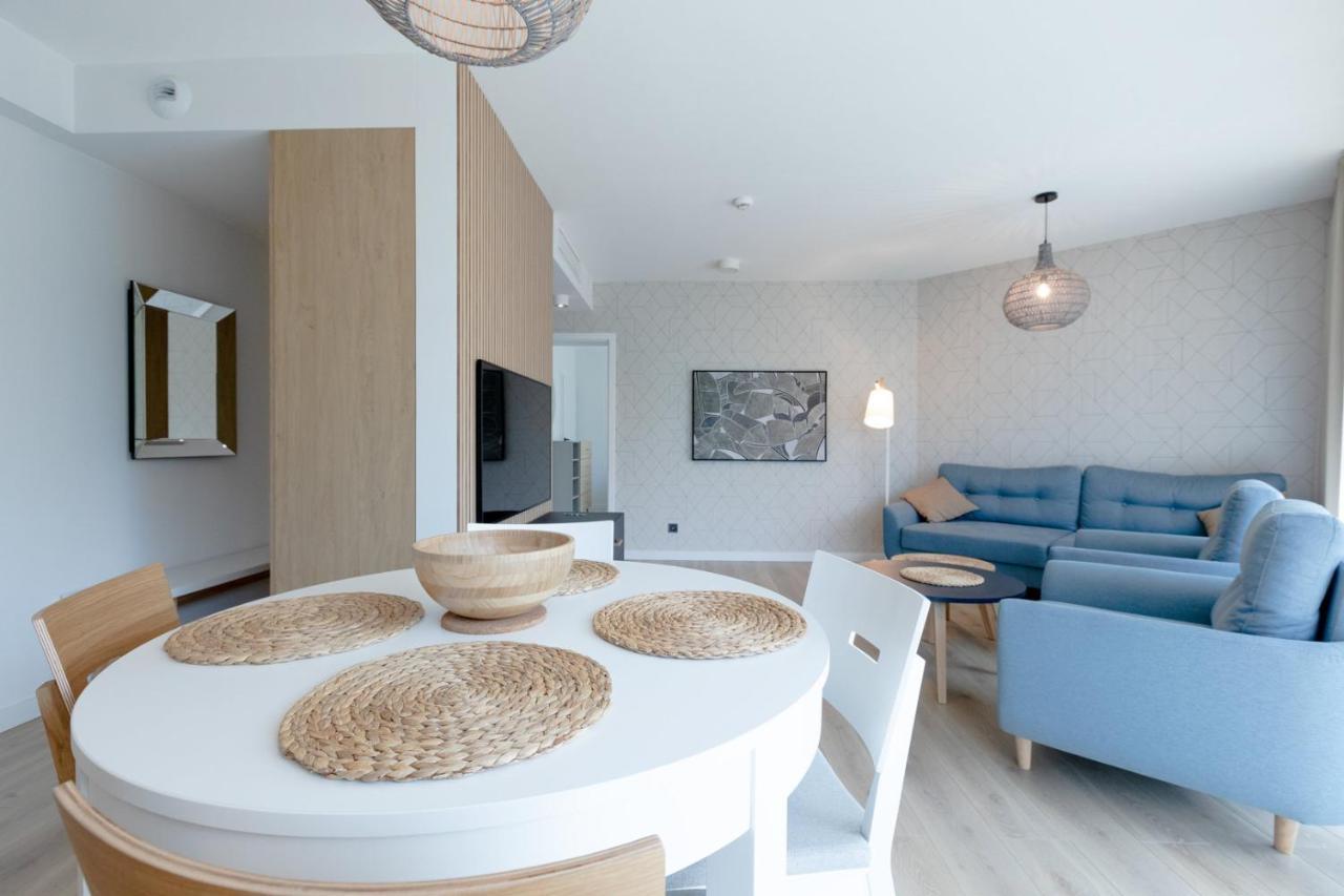 Apartament Pinea De Lux By Major Domus Поберово Екстериор снимка